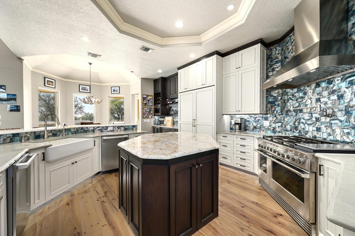 Chef's kitchen with quartzite counters